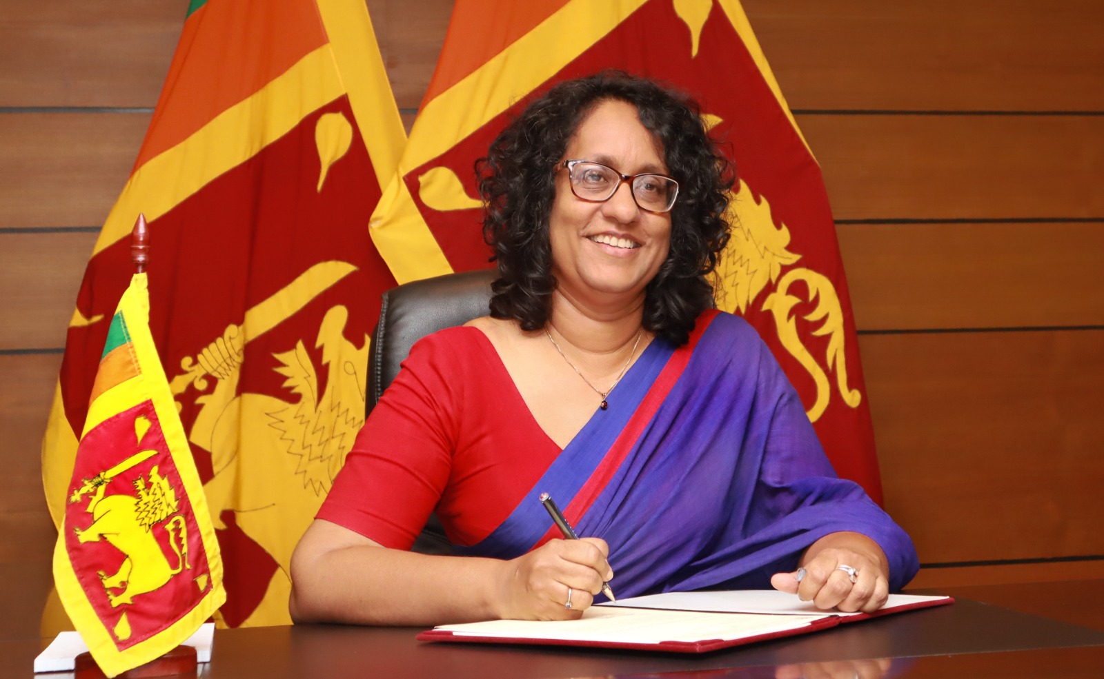 நம்பகமான மற்றும் மன அழுத்தமில்லாத கல்வியை வழங்குவதன் மூலம், புதிய சகாப்தத்திற்கு ஏற்ற குடிமக்களாக மாறக்கூடிய மாணவர்களை வளர்ப்பதற்கு நாங்கள் உறுதிபூண்டுள்ளோம்.